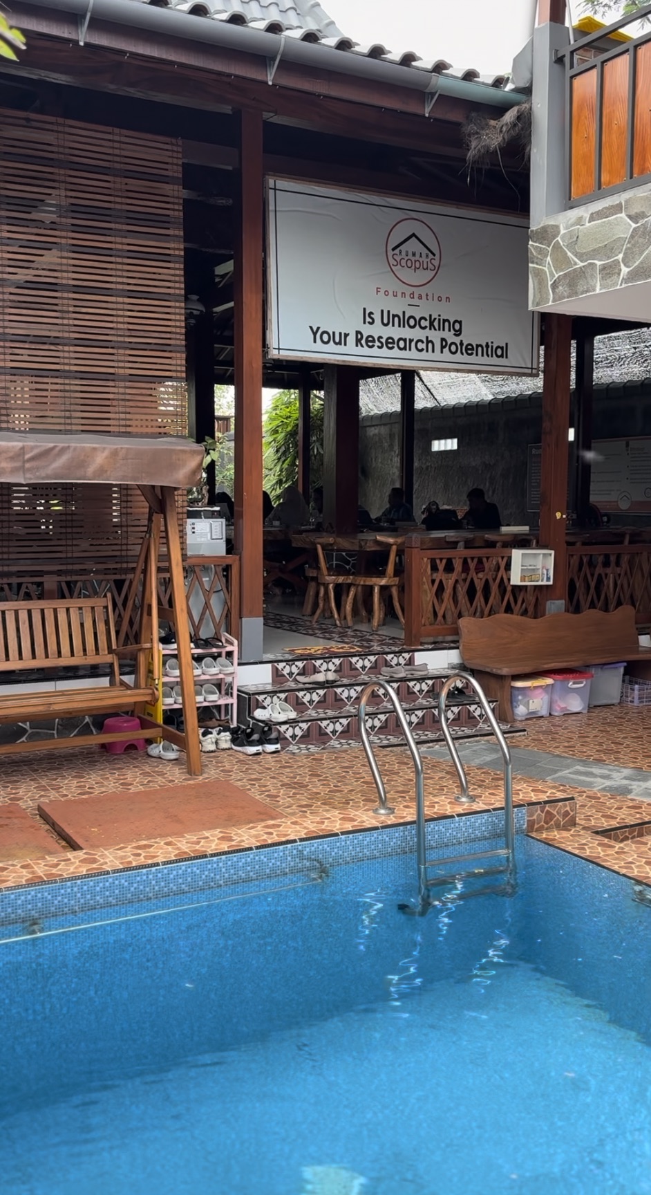 Fasilitas Kolam Renang